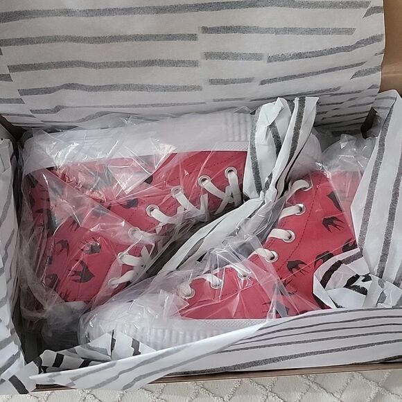 MCQ By Alexander McQueen Swarm Swallow Vulcanized High Top UNISEX Authentic - Picture 11 of 14